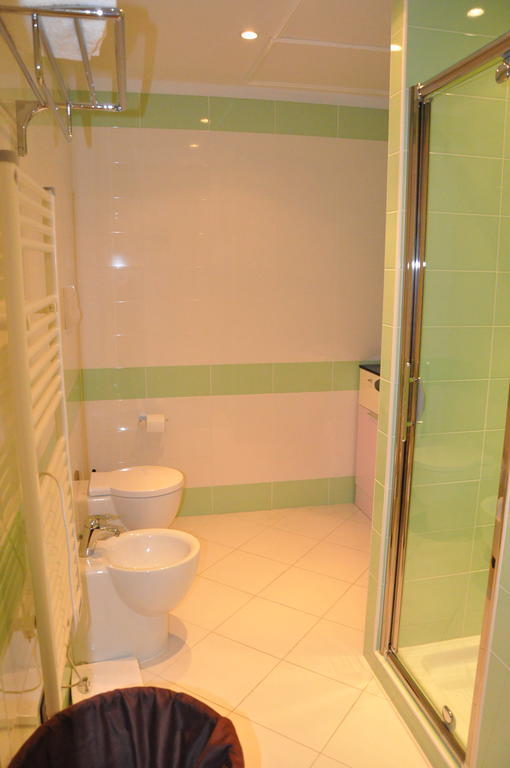 Giardino Dei Colori Dianella Appartamenti Pool Relax &Family Friendly Toscolano Maderno Chambre photo