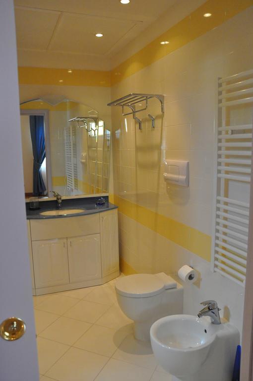 Giardino Dei Colori Dianella Appartamenti Pool Relax &Family Friendly Toscolano Maderno Chambre photo