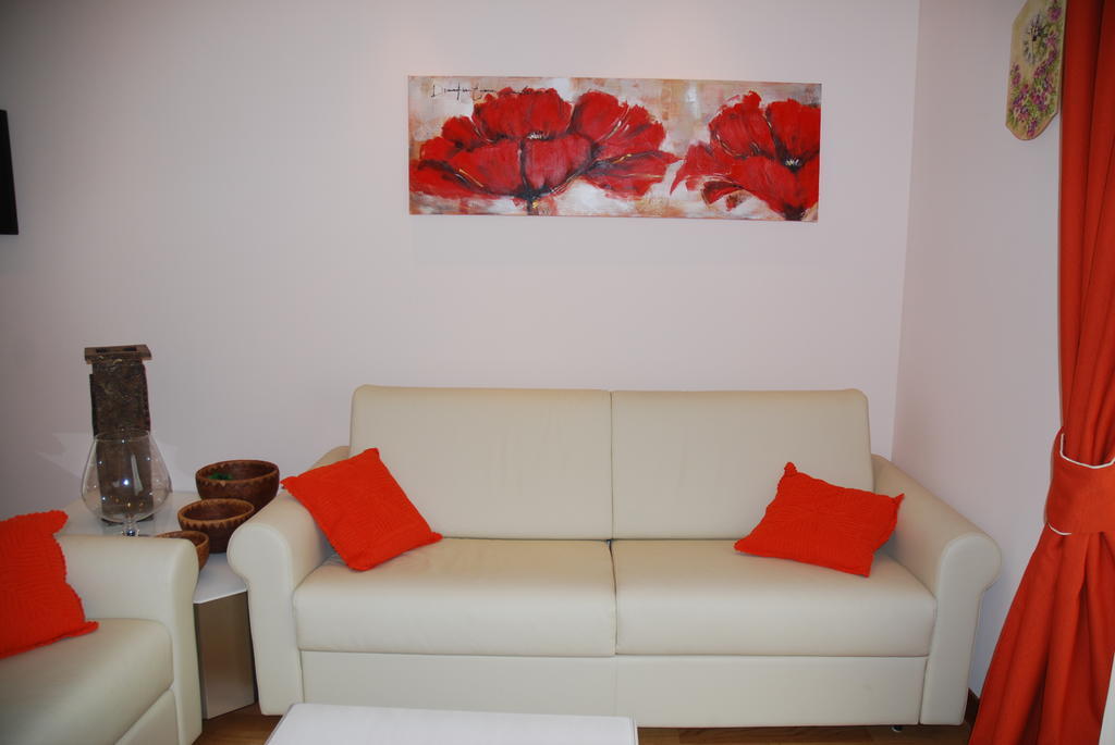 Giardino Dei Colori Dianella Appartamenti Pool Relax &Family Friendly Toscolano Maderno Chambre photo
